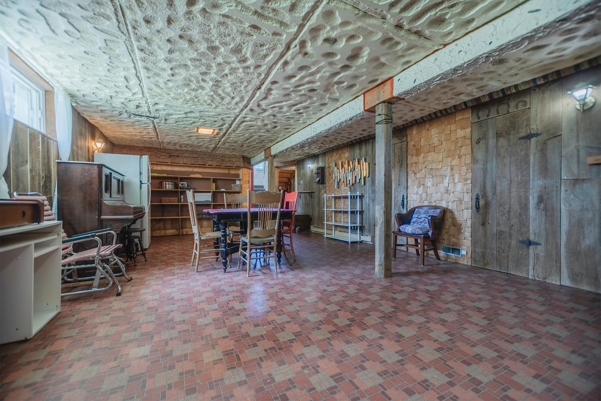 









2514


Rue St-André

,
Varennes,




QC
J3X1A8

