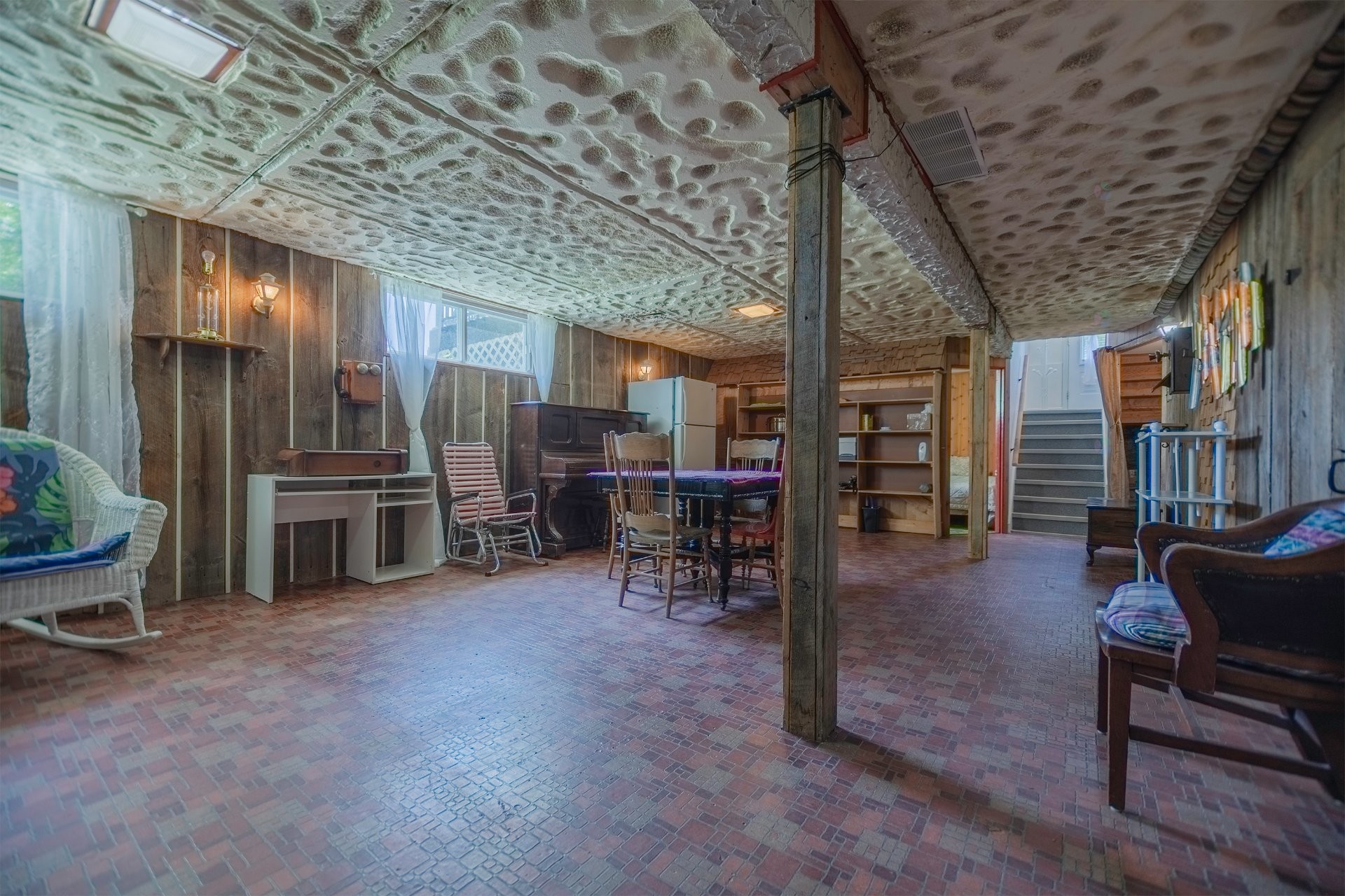 









2514


Rue St-André

,
Varennes,




QC
J3X1A8

