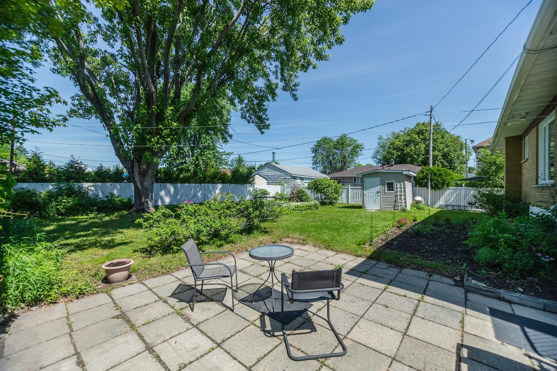 









2514


Rue St-André

,
Varennes,




QC
J3X1A8

