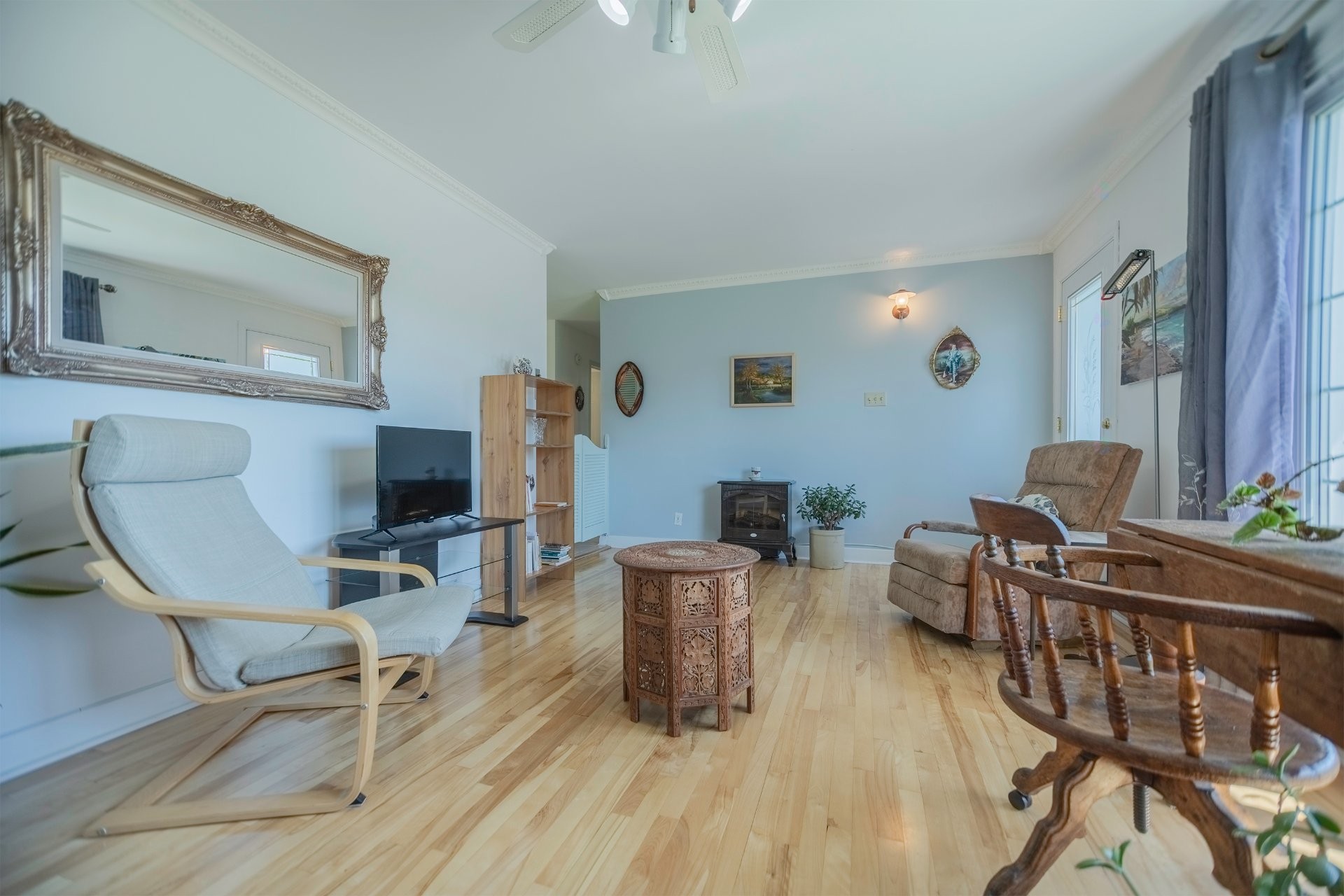 









2514


Rue St-André

,
Varennes,




QC
J3X1A8

