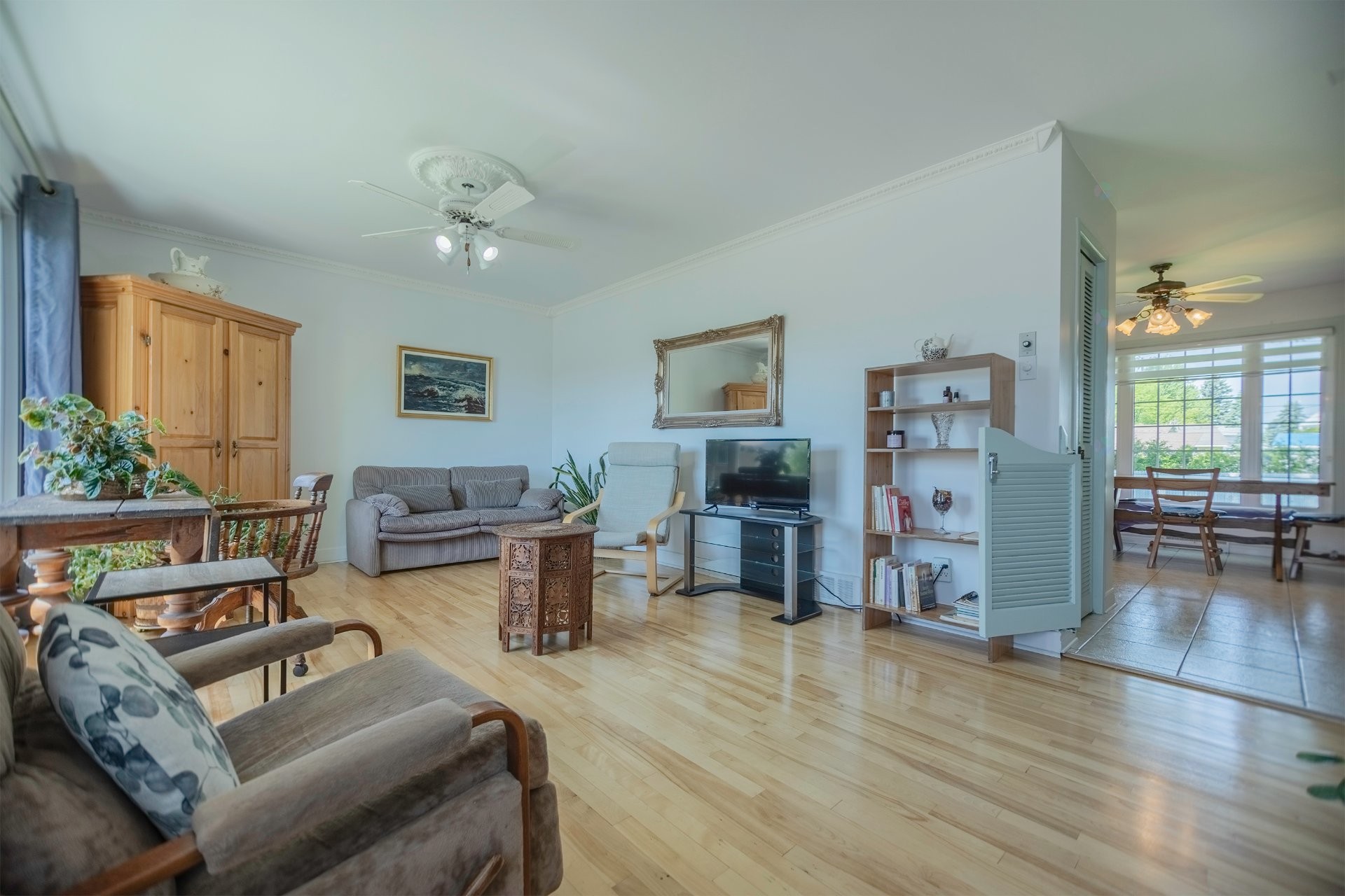 









2514


Rue St-André

,
Varennes,




QC
J3X1A8

