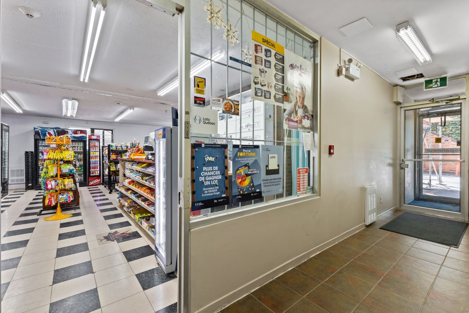 









285


Rue Laurier

, 1705,
Gatineau (Hull),




QC
J8X3W9

