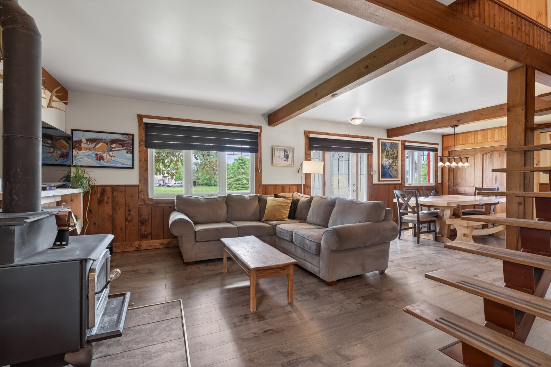 









661


Rue Matawin

,
Saint-Michel-des-Saints,




QC
J0K3B0

