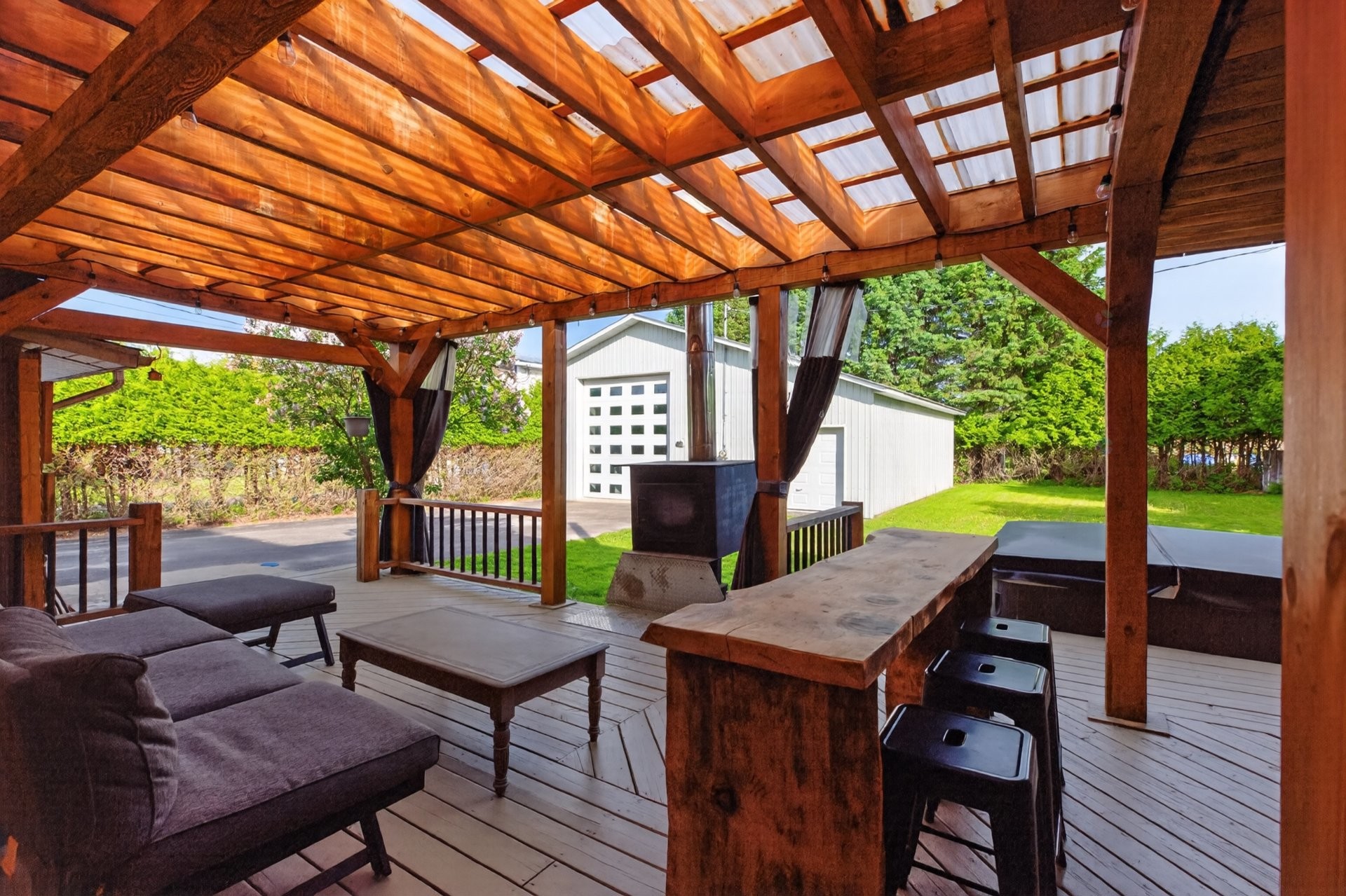









661


Rue Matawin

,
Saint-Michel-des-Saints,




QC
J0K3B0

