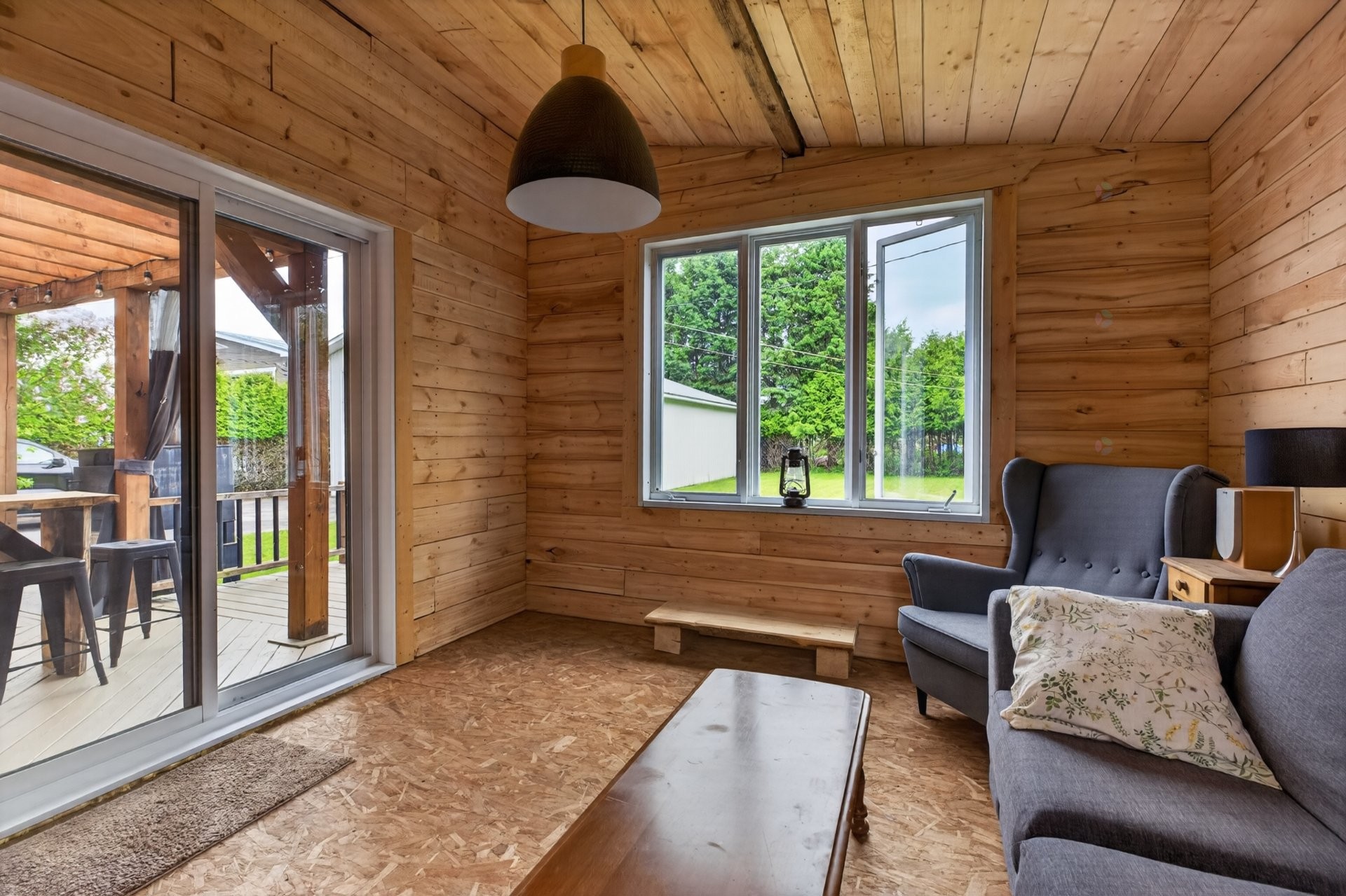









661


Rue Matawin

,
Saint-Michel-des-Saints,




QC
J0K3B0

