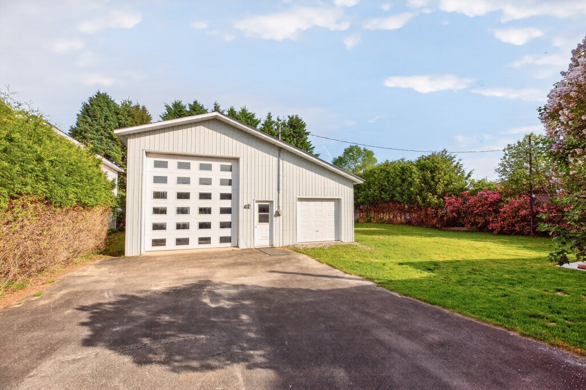 









661


Rue Matawin

,
Saint-Michel-des-Saints,




QC
J0K3B0

