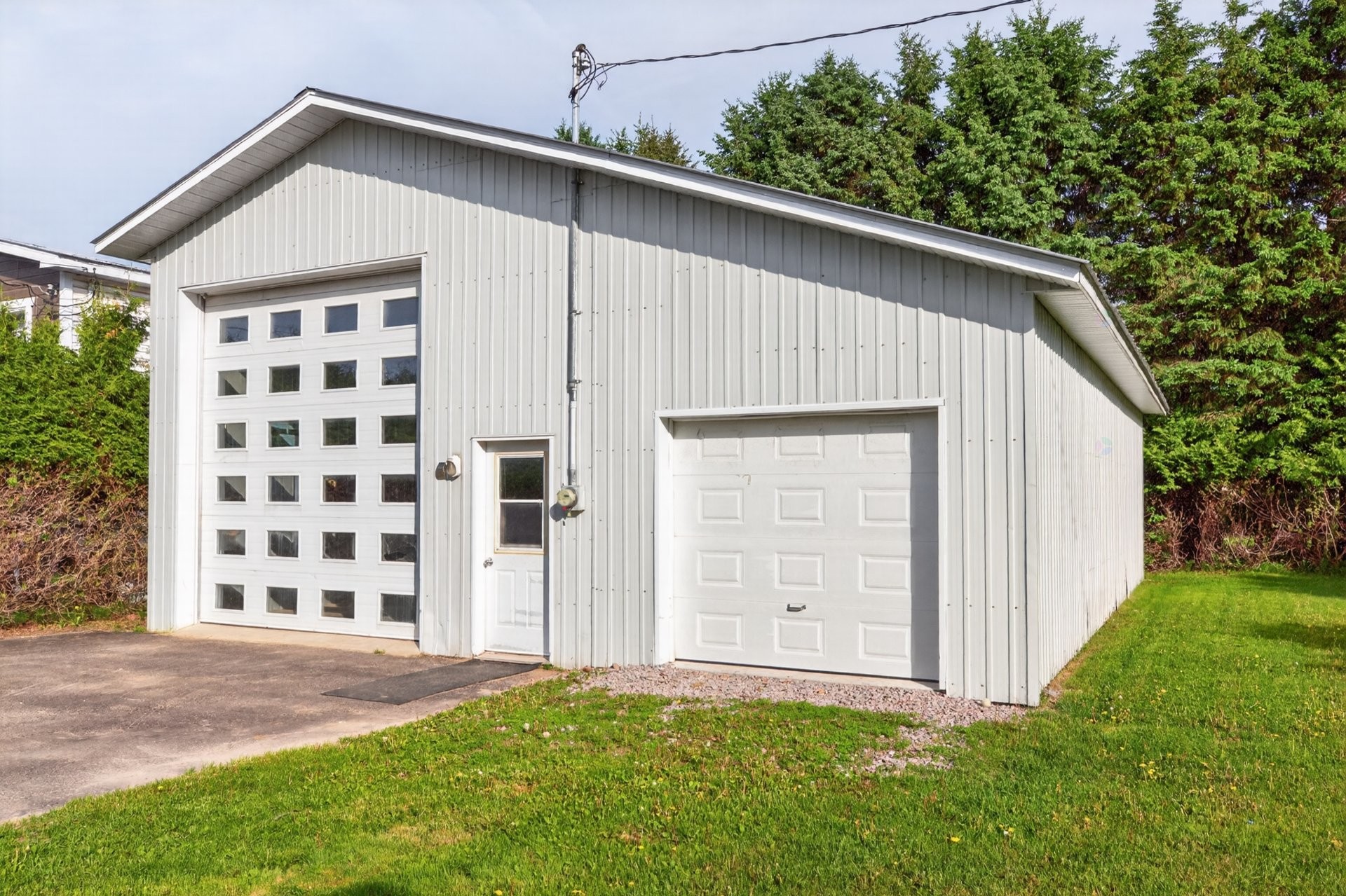 









661


Rue Matawin

,
Saint-Michel-des-Saints,




QC
J0K3B0

