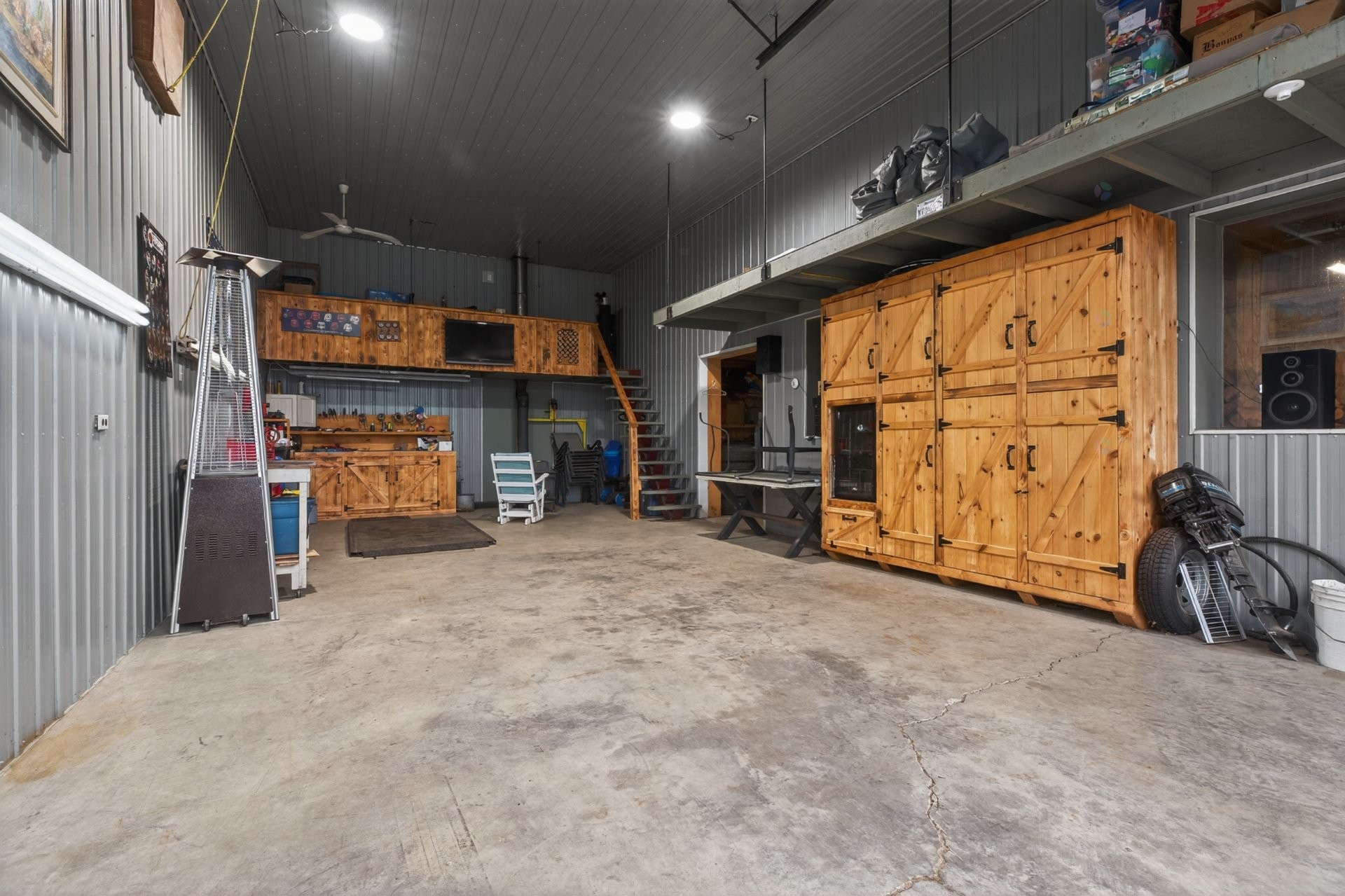 









661


Rue Matawin

,
Saint-Michel-des-Saints,




QC
J0K3B0

