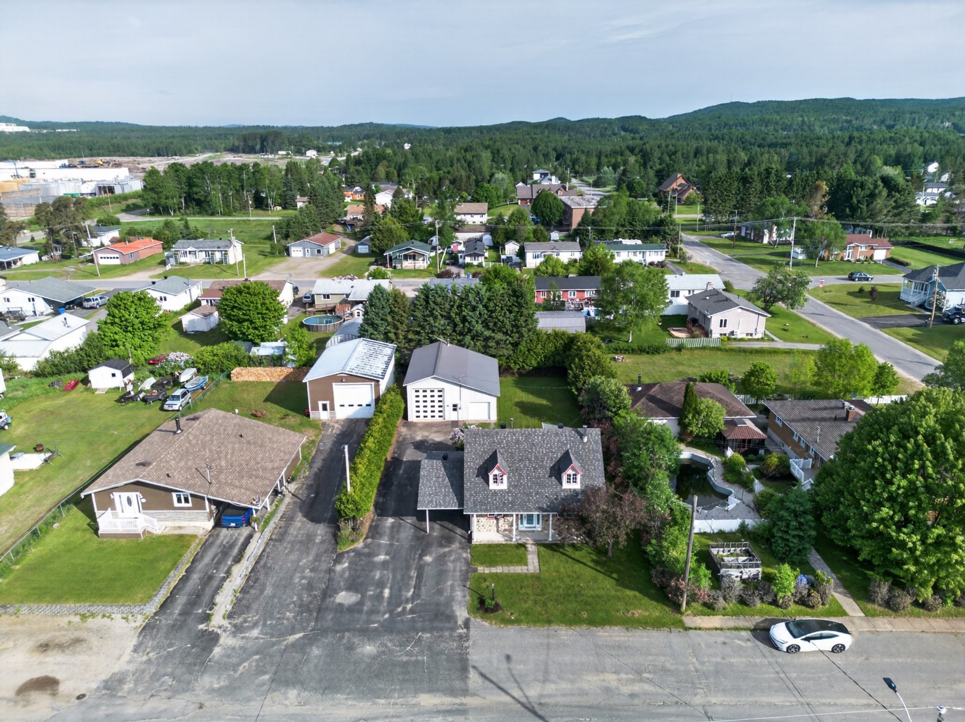 









661


Rue Matawin

,
Saint-Michel-des-Saints,




QC
J0K3B0

