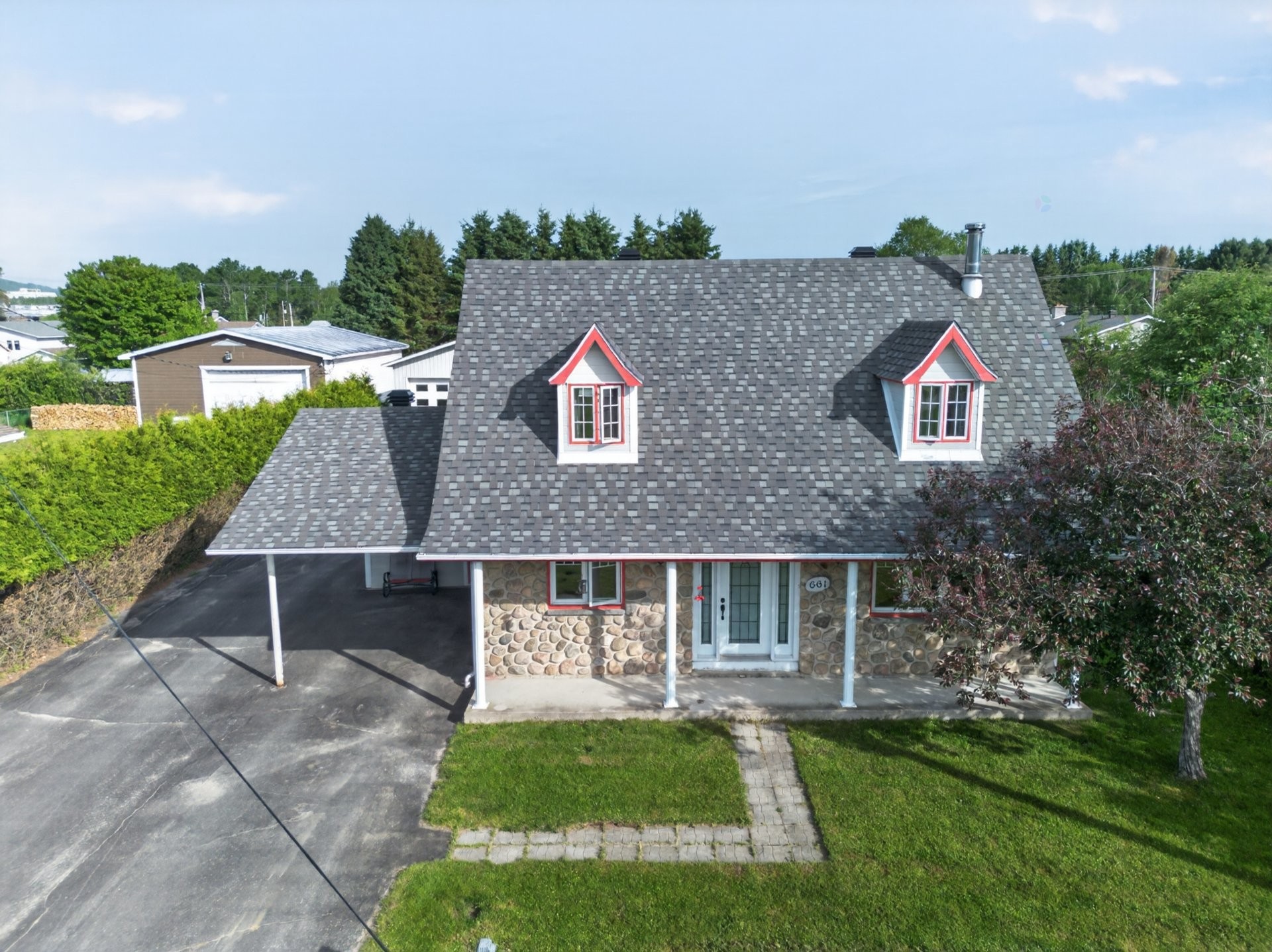 









661


Rue Matawin

,
Saint-Michel-des-Saints,




QC
J0K3B0

