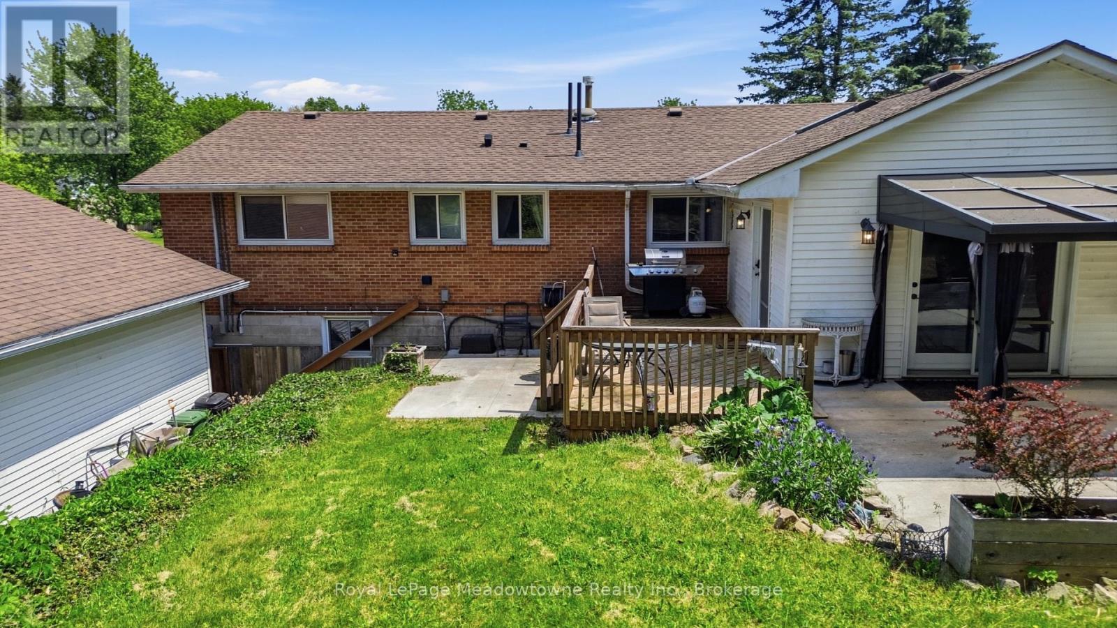 












12 HUNTSMAN GATE

,
Hamilton (Freelton),




Ontario
L8N2Z7

