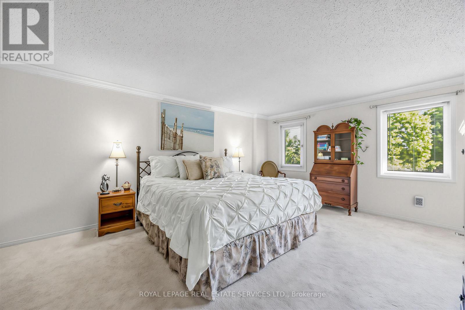












4024 RUSHTON CRESCENT

,
Mississauga,




Ontario
L5L4H7

