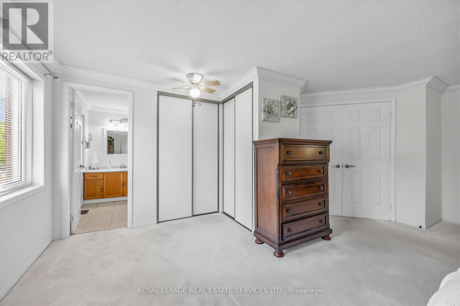 












4024 RUSHTON CRESCENT

,
Mississauga,




Ontario
L5L4H7

