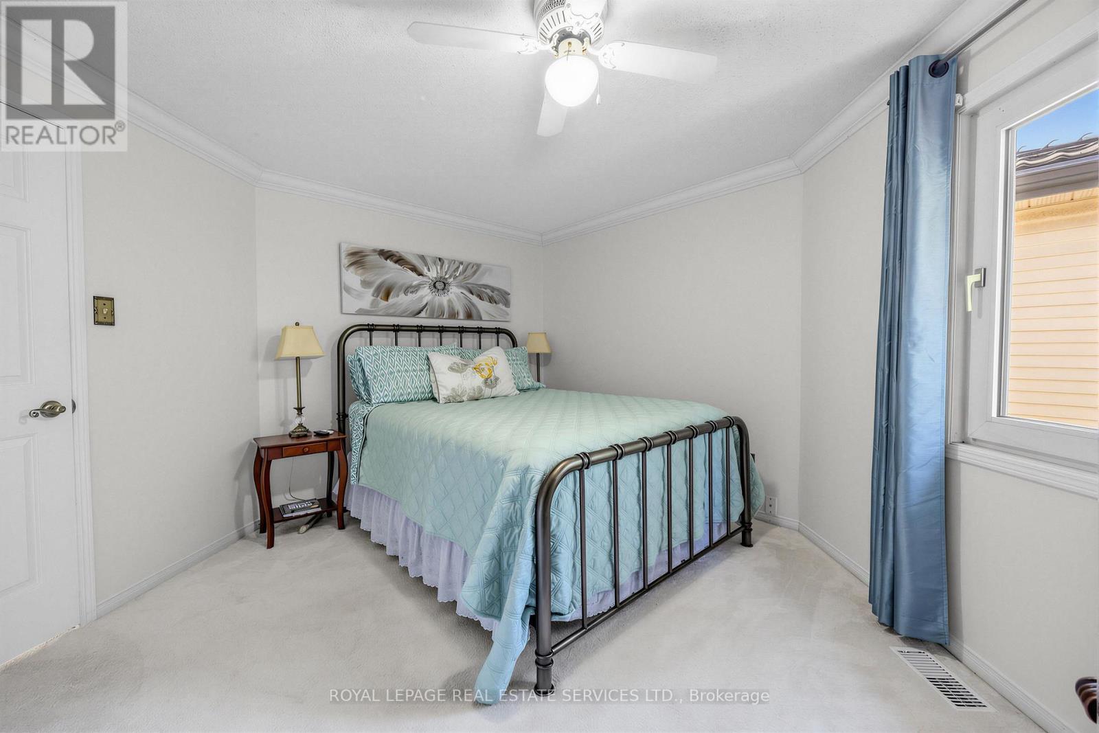 












4024 RUSHTON CRESCENT

,
Mississauga,




Ontario
L5L4H7

