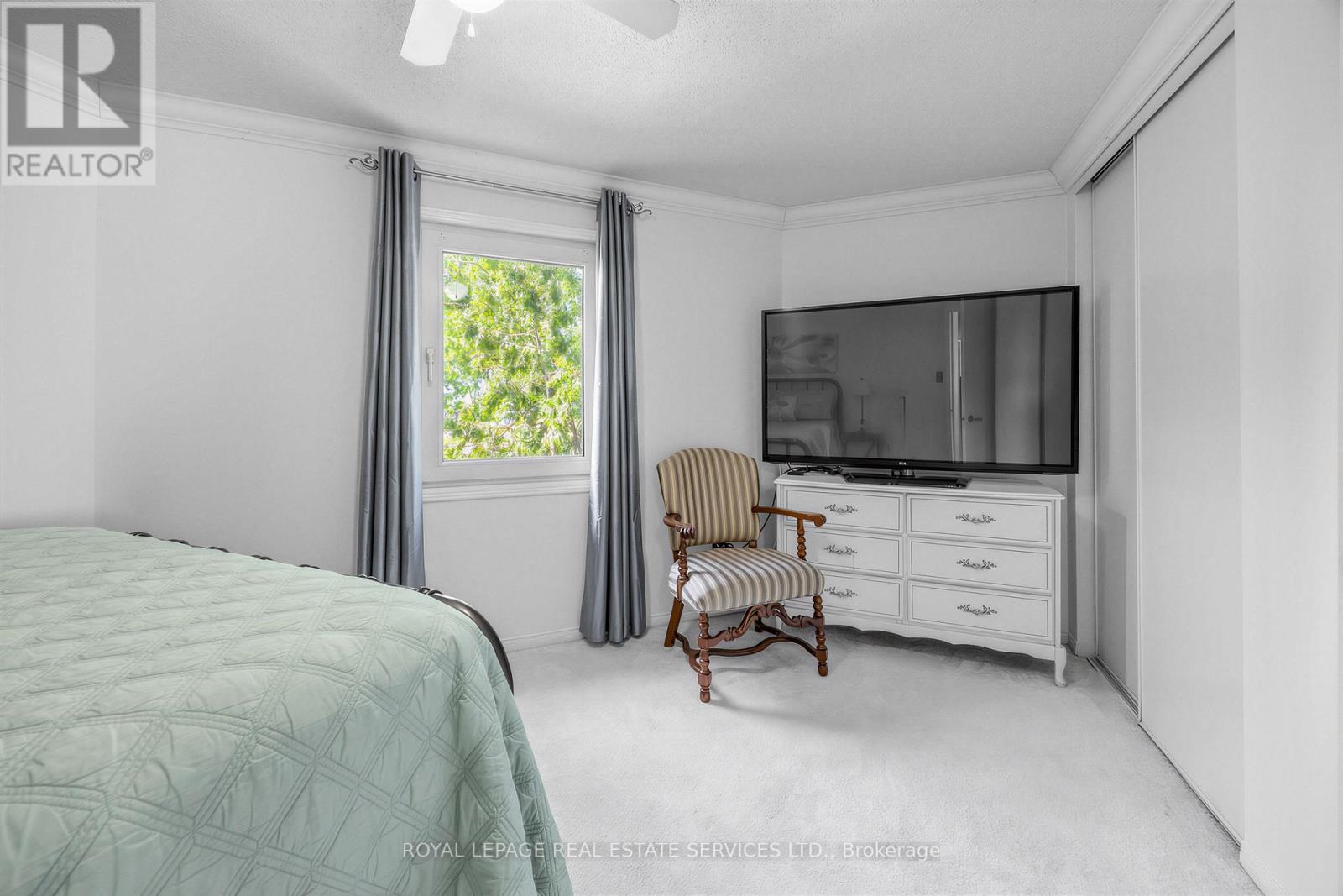 












4024 RUSHTON CRESCENT

,
Mississauga,




Ontario
L5L4H7


