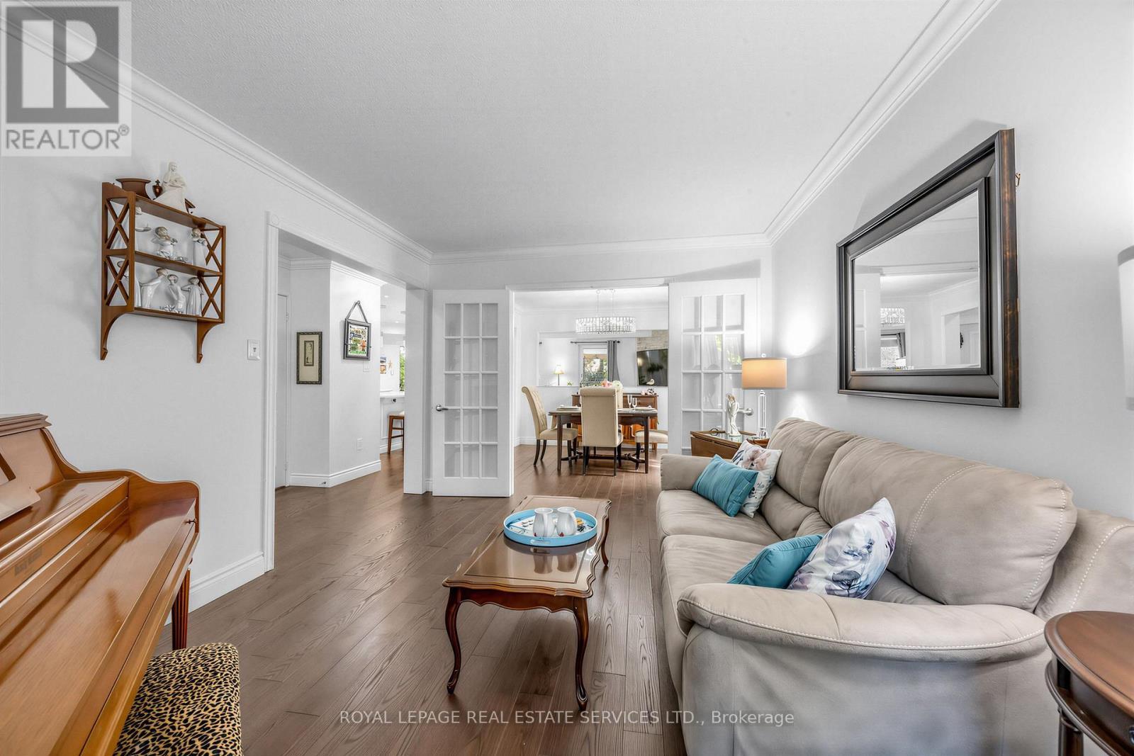 












4024 RUSHTON CRESCENT

,
Mississauga,




Ontario
L5L4H7

