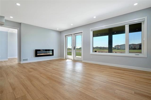 









134


Berry Hill

RD,
Winnipeg,




MB
R3Y 2A6

