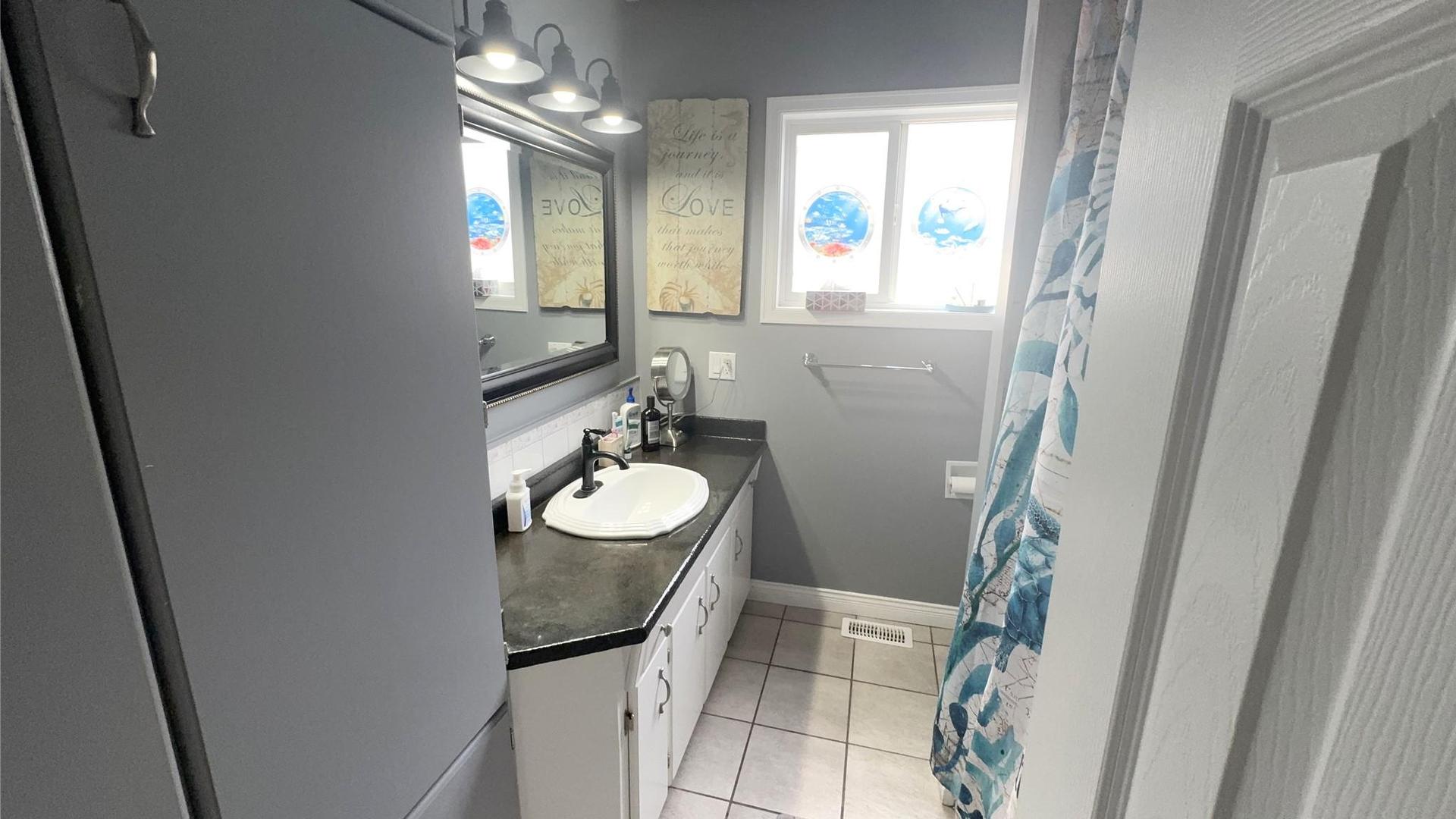 









2225


Merritt

Avenue,
Merritt,




BC
V1K 1B8

