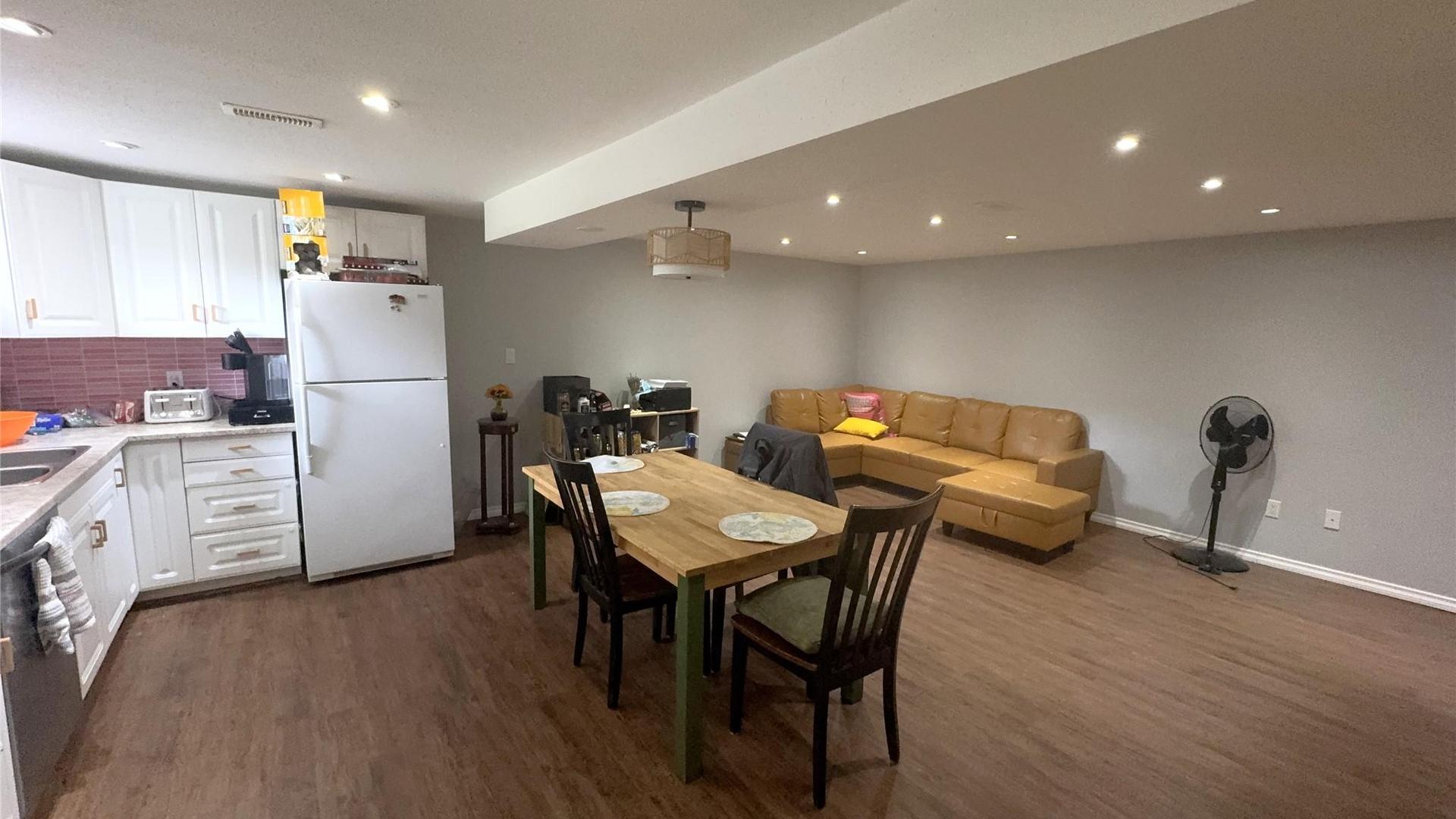 









2225


Merritt

Avenue,
Merritt,




BC
V1K 1B8

