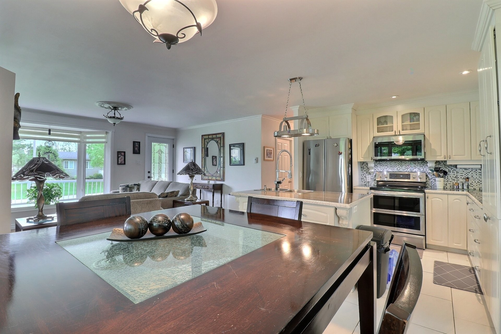 









191


Rue Perron

,
Saint-David-de-Falardeau,




QC
G0V1C0

