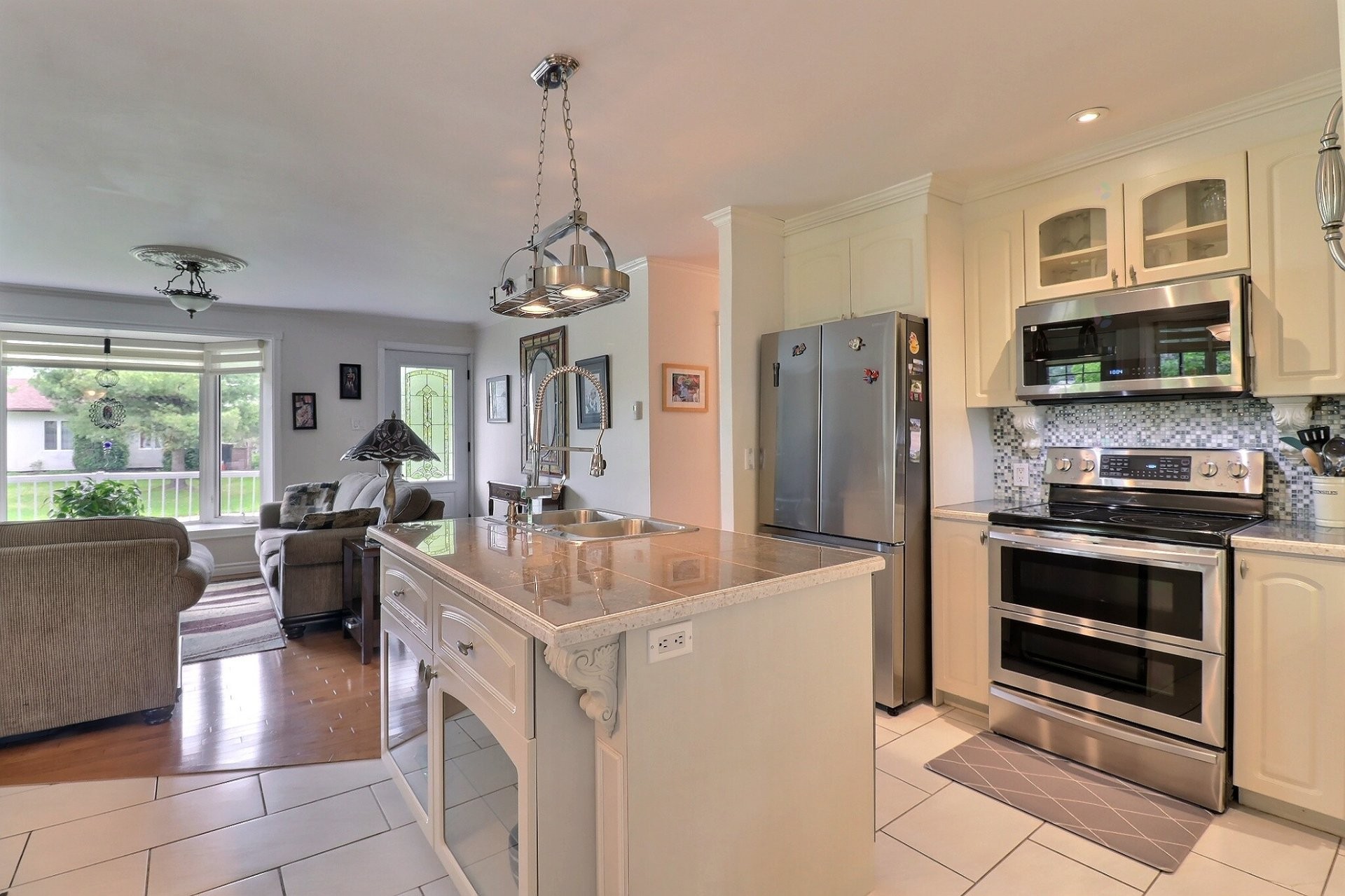 









191


Rue Perron

,
Saint-David-de-Falardeau,




QC
G0V1C0

