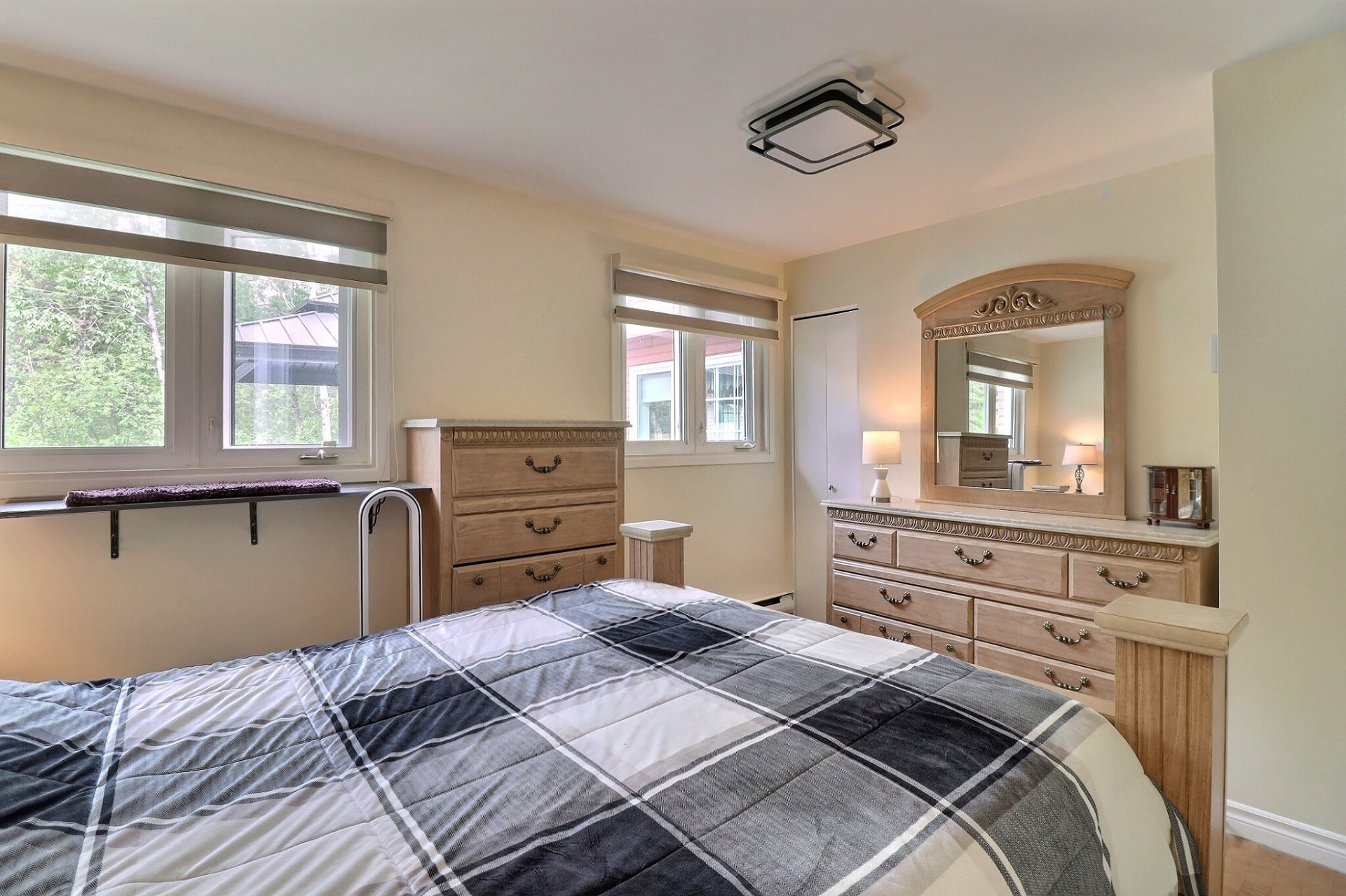 









191


Rue Perron

,
Saint-David-de-Falardeau,




QC
G0V1C0

