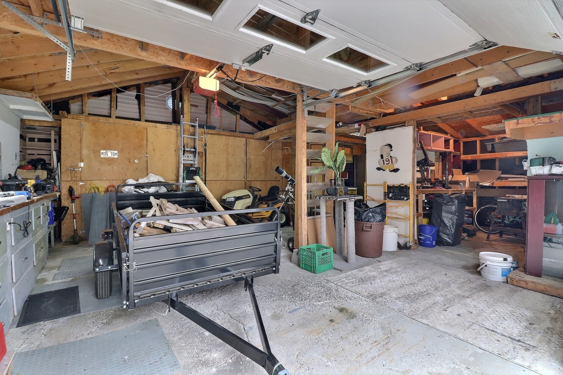 









191


Rue Perron

,
Saint-David-de-Falardeau,




QC
G0V1C0

