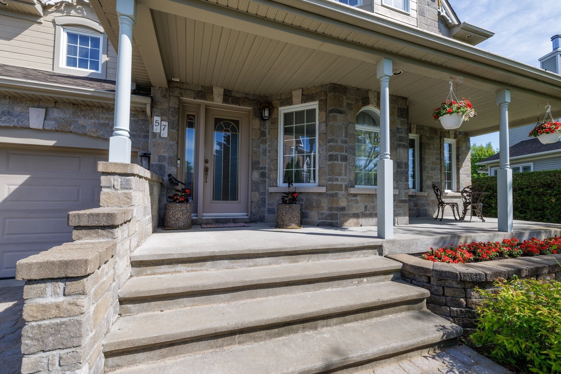 









57


Rue De Bienville

,
Coteau-du-Lac,




QC
J0P1B0


