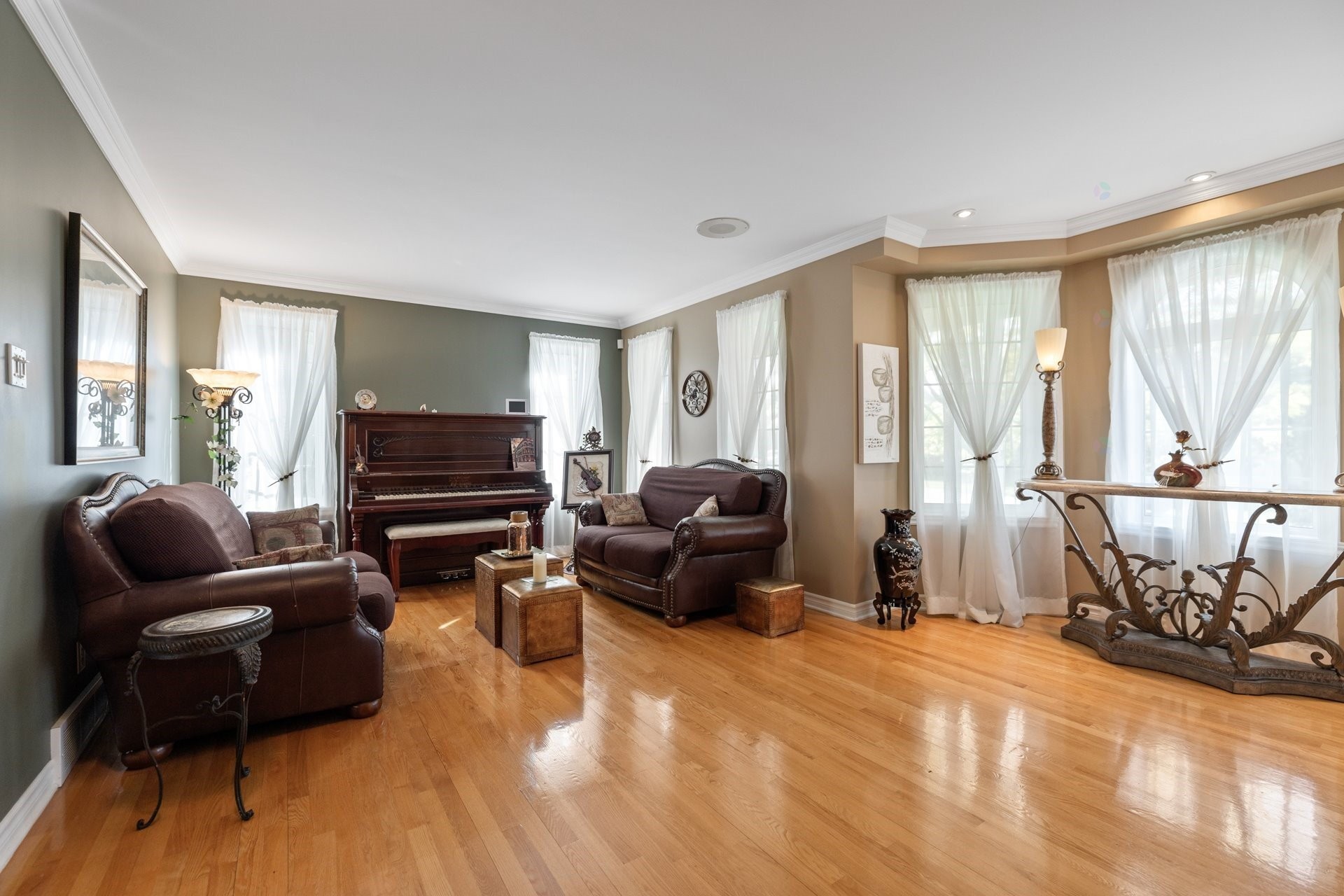 









57


Rue De Bienville

,
Coteau-du-Lac,




QC
J0P1B0

