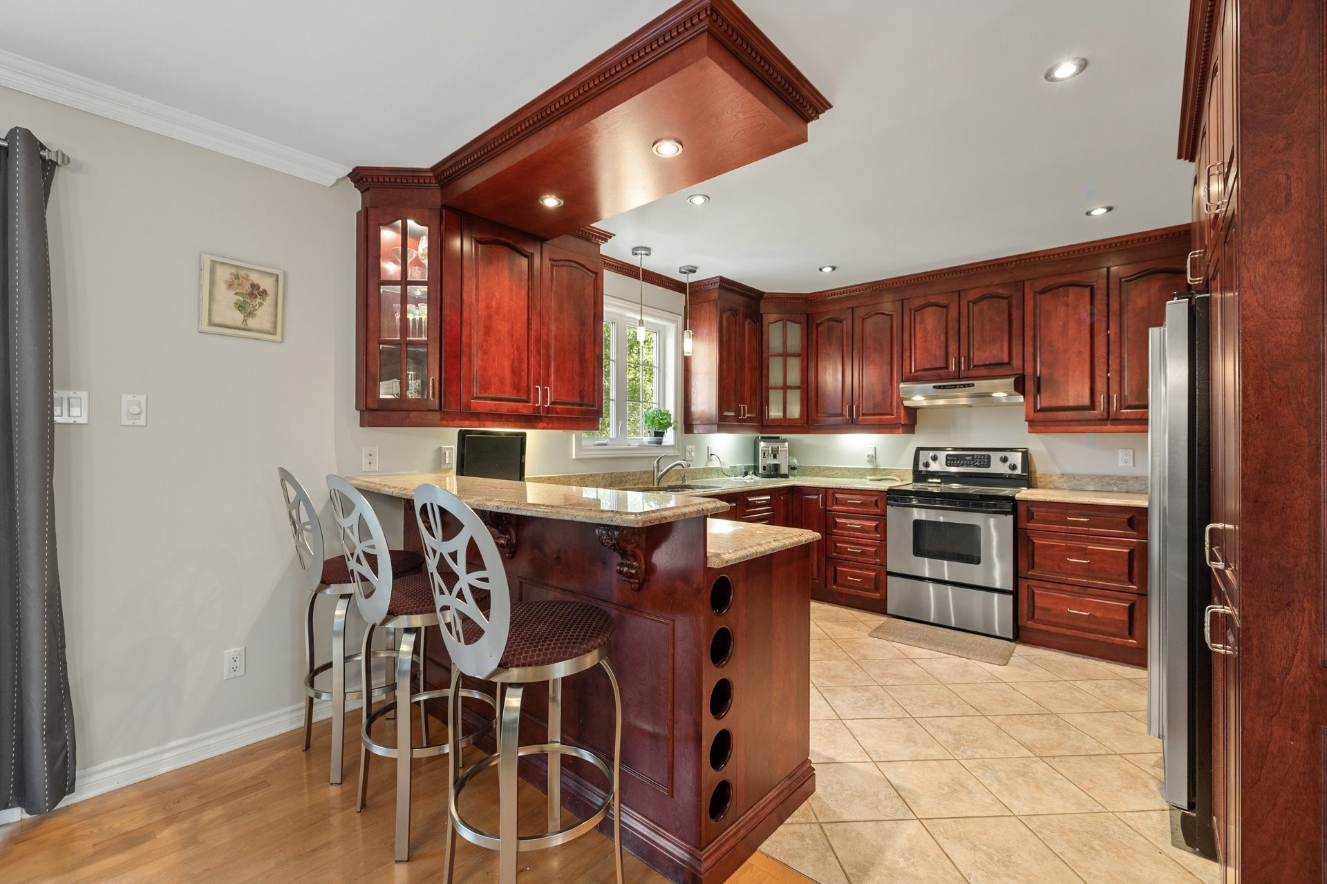 









57


Rue De Bienville

,
Coteau-du-Lac,




QC
J0P1B0

