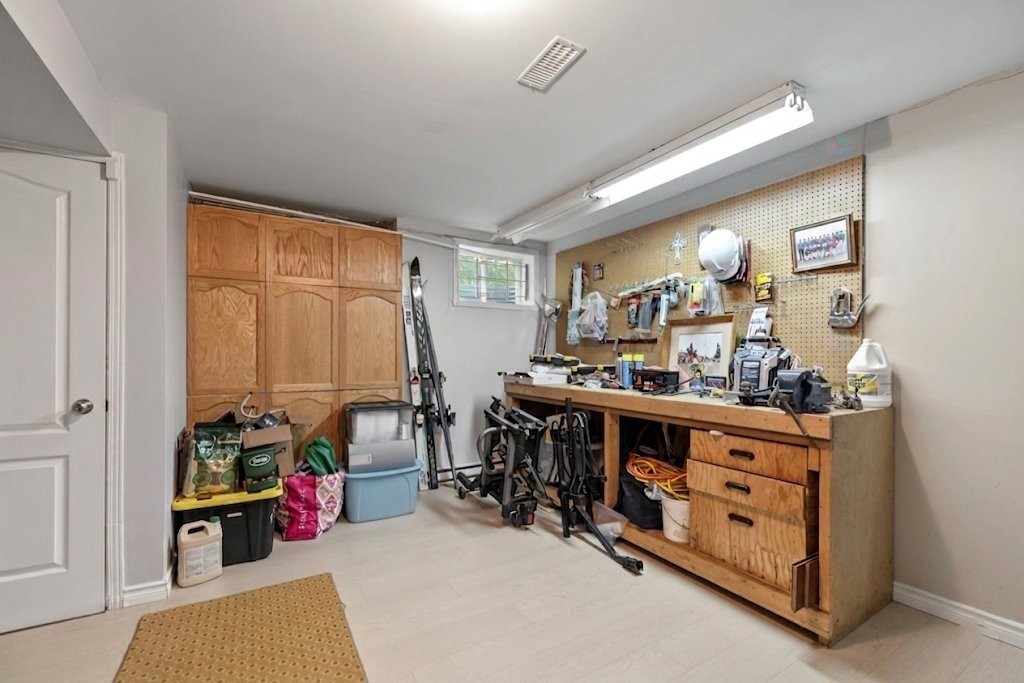 









57


Rue De Bienville

,
Coteau-du-Lac,




QC
J0P1B0

