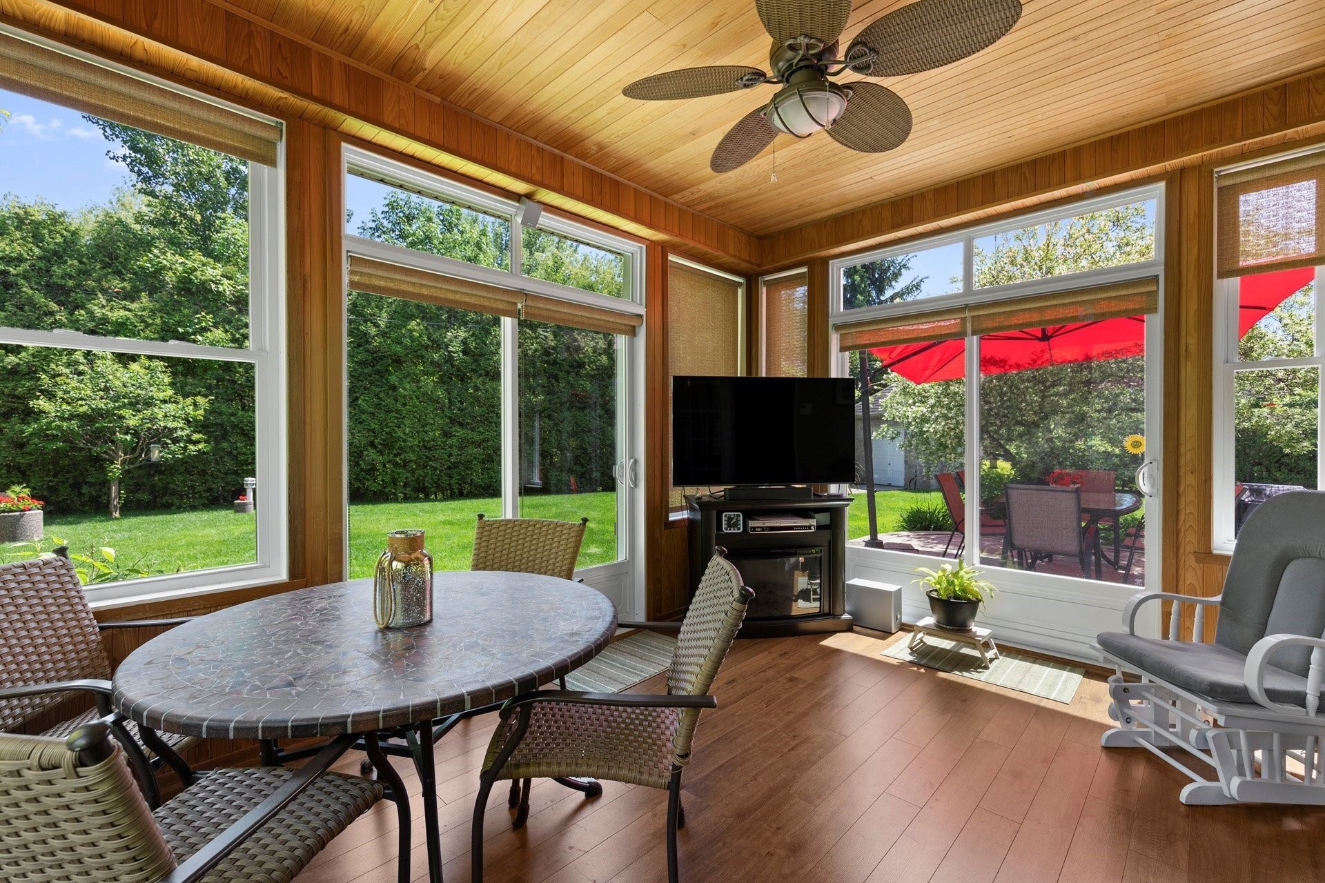 









57


Rue De Bienville

,
Coteau-du-Lac,




QC
J0P1B0

