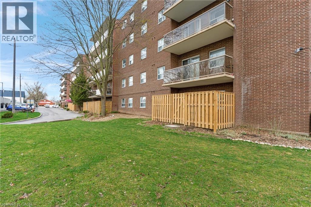 












793 COLBORNE Street Unit# 114

,
Brantford,




Ontario
N3S7J3

