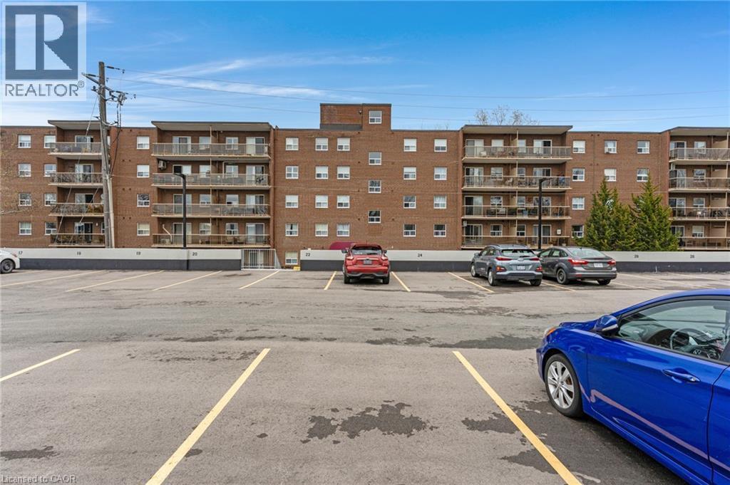 












793 COLBORNE Street Unit# 114

,
Brantford,




Ontario
N3S7J3

