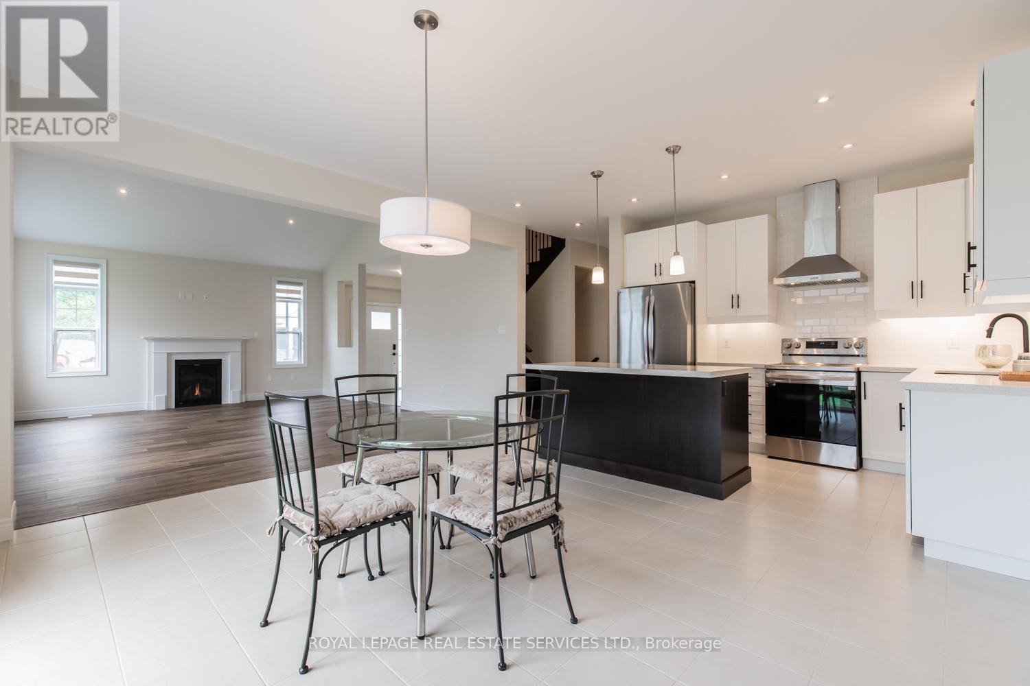 












42 BEACHWALK CRESCENT

,
Fort Erie,




Ontario
L0S1B0


