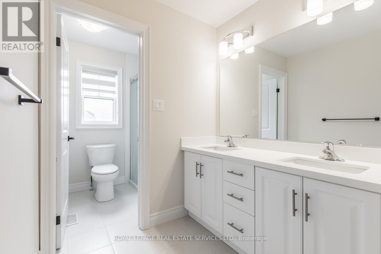












42 BEACHWALK CRESCENT

,
Fort Erie,




Ontario
L0S1B0

