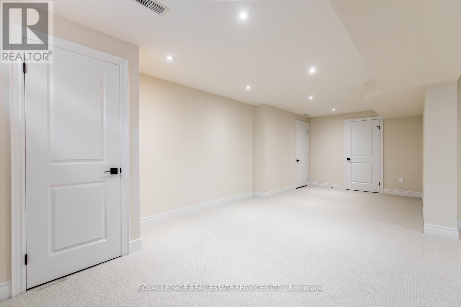 












42 BEACHWALK CRESCENT

,
Fort Erie,




Ontario
L0S1B0

