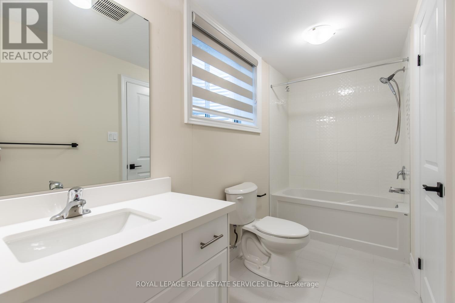 












42 BEACHWALK CRESCENT

,
Fort Erie,




Ontario
L0S1B0

