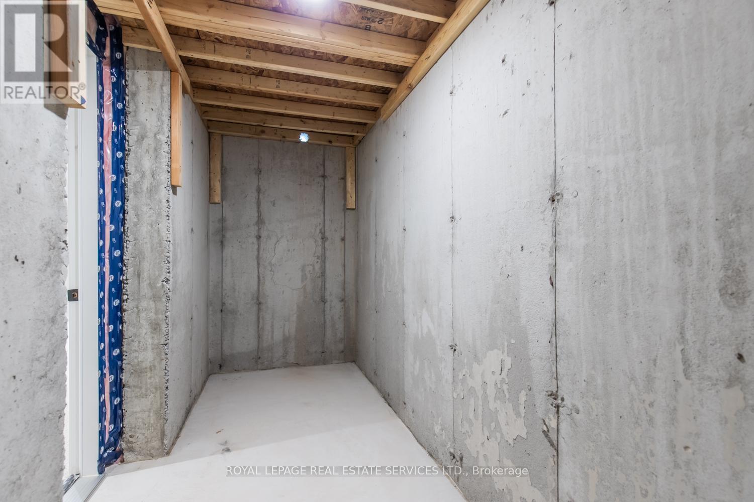 












42 BEACHWALK CRESCENT

,
Fort Erie,




Ontario
L0S1B0

