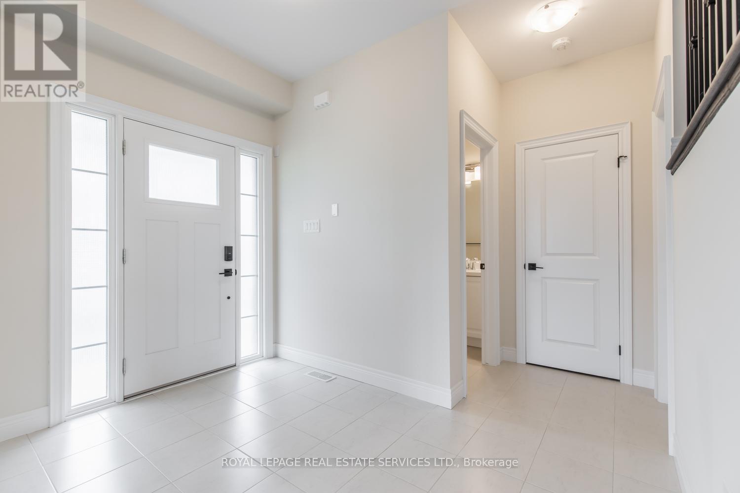 












42 BEACHWALK CRESCENT

,
Fort Erie,




Ontario
L0S1B0

