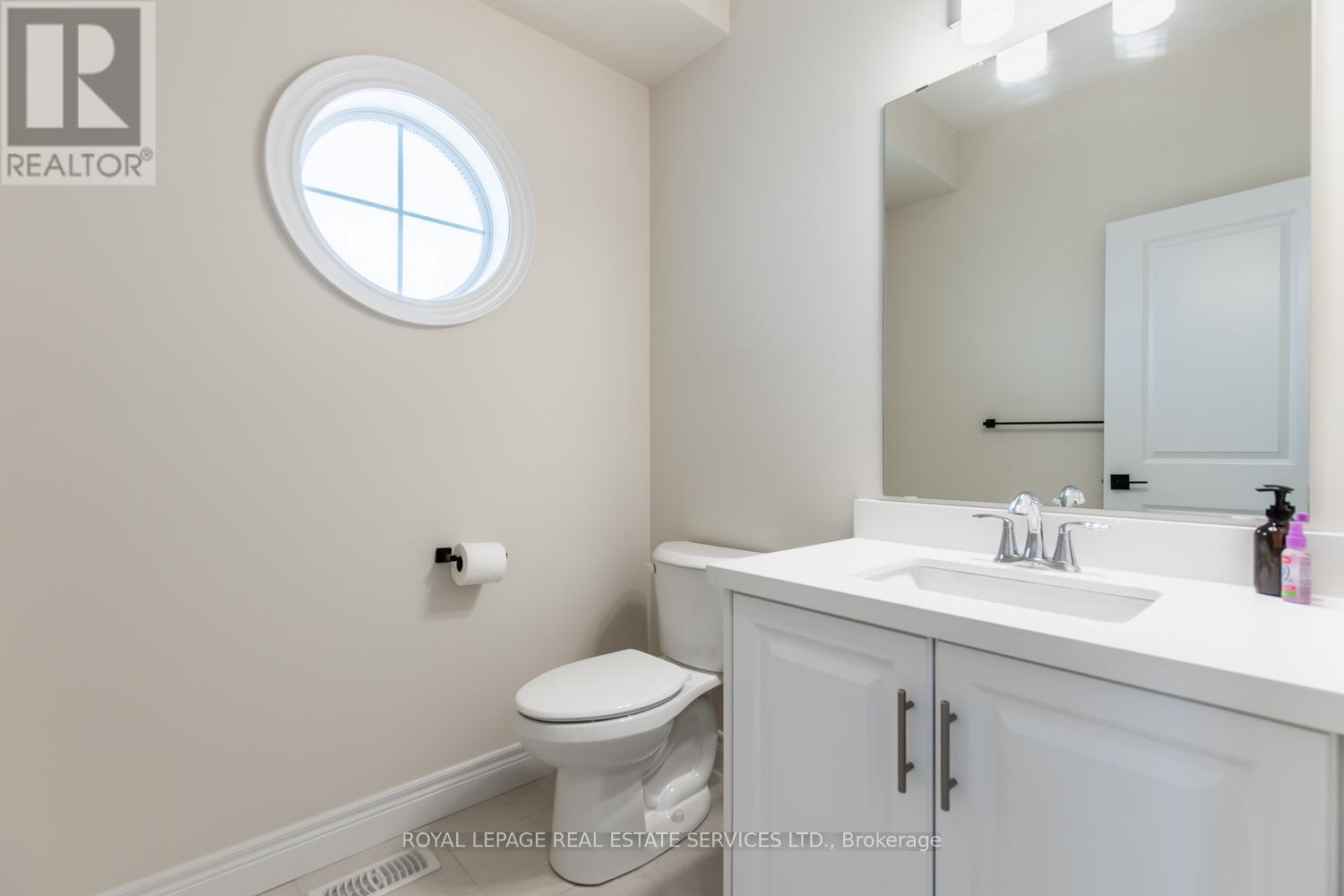 












42 BEACHWALK CRESCENT

,
Fort Erie,




Ontario
L0S1B0

