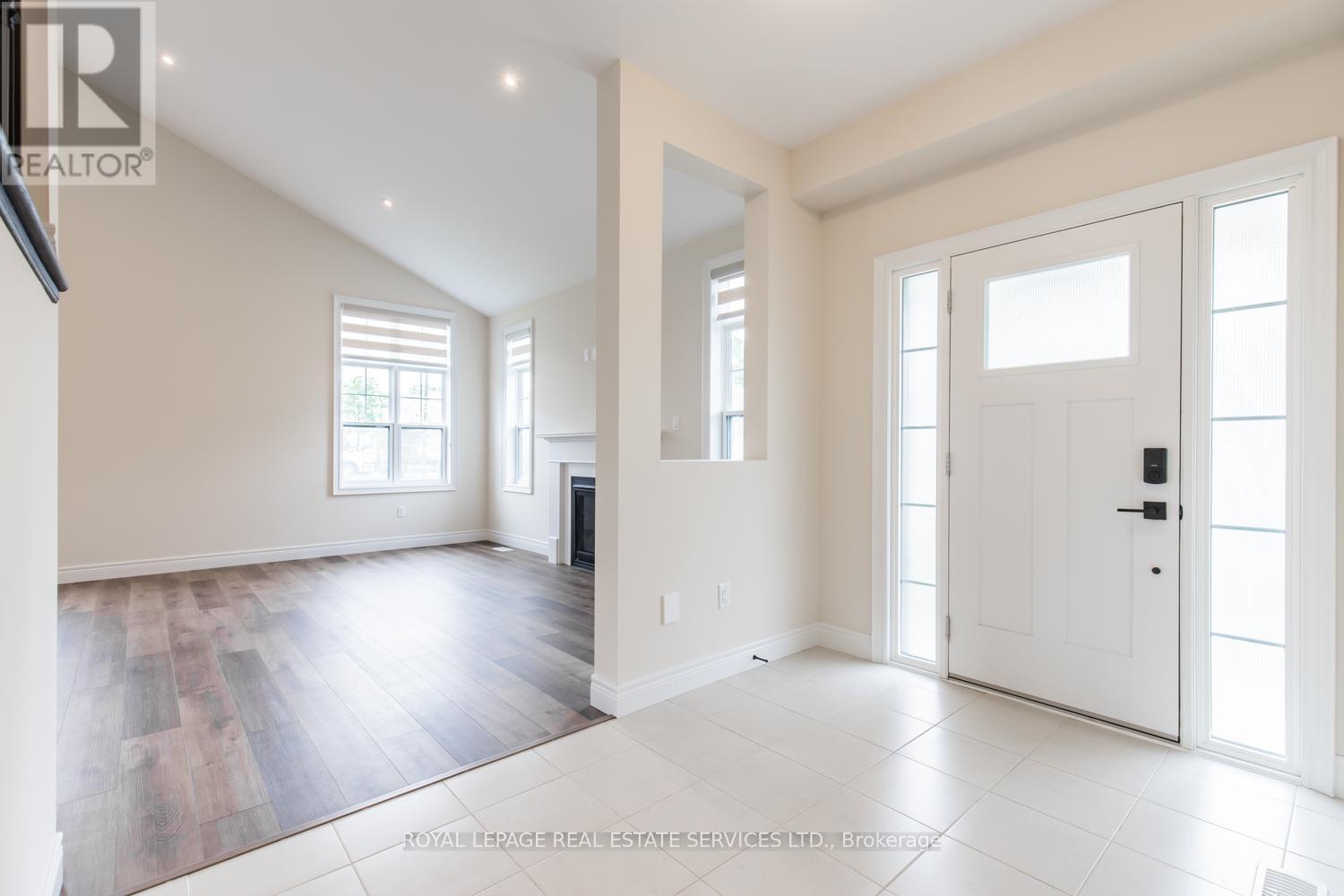 












42 BEACHWALK CRESCENT

,
Fort Erie,




Ontario
L0S1B0

