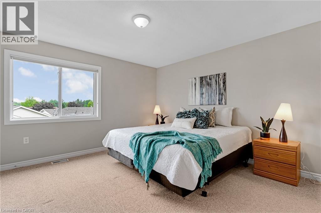 












118 CRUMLIN Lane

,
Freelton,




Ontario
L8B1A5

