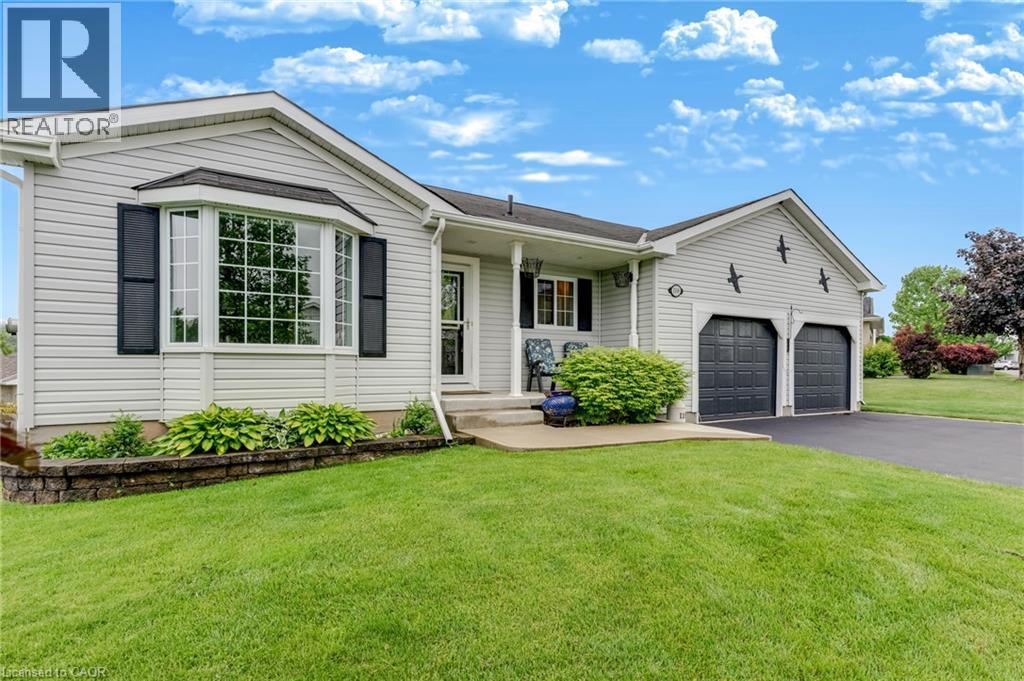 












118 CRUMLIN Lane

,
Freelton,




Ontario
L8B1A5

