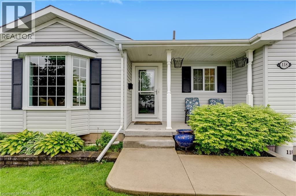 












118 CRUMLIN Lane

,
Freelton,




Ontario
L8B1A5

