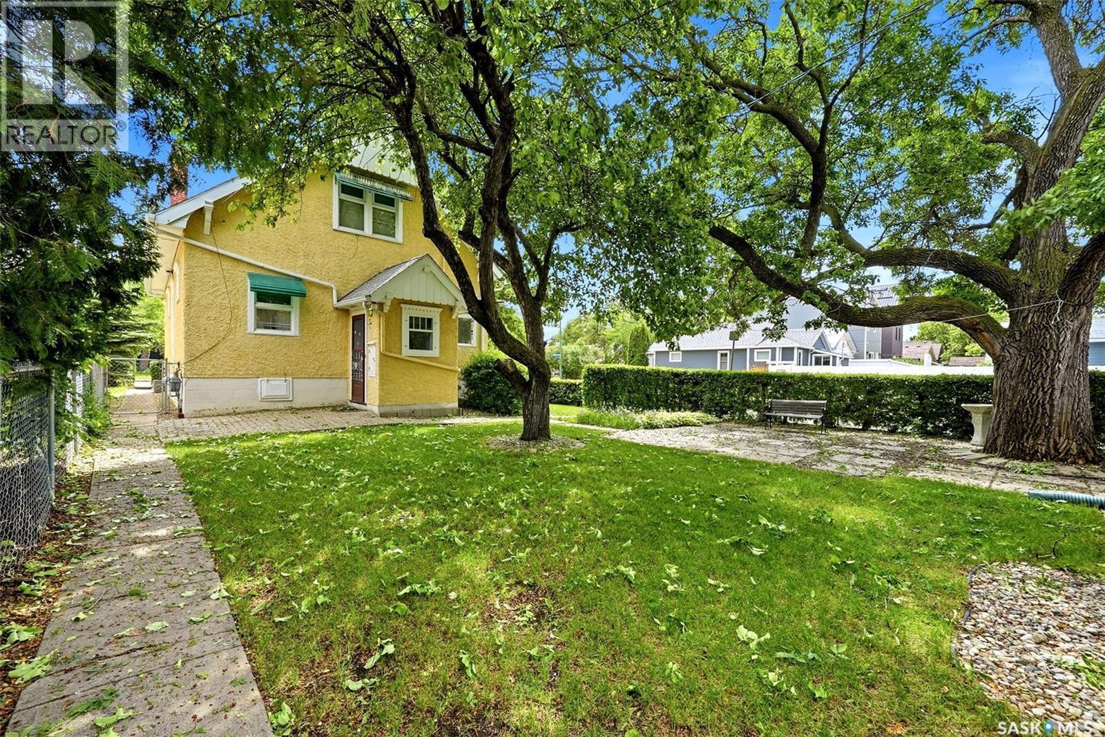 












2178 Princess STREET

,
Regina,




Saskatchewan
S4T3Z6

