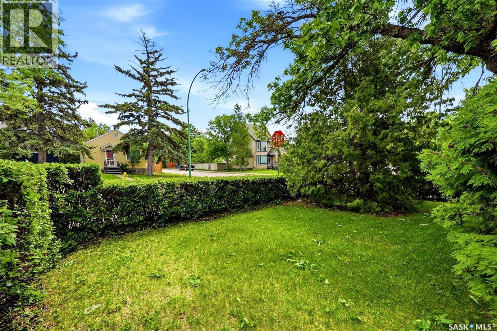 












2178 Princess STREET

,
Regina,




Saskatchewan
S4T3Z6

