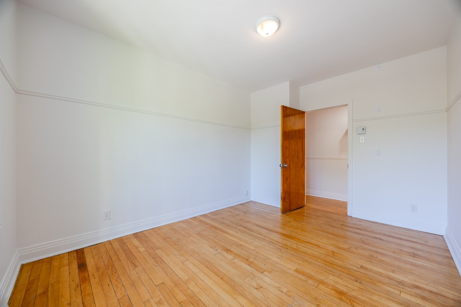 









6528


30e Avenue

,
Montréal (Rosemont/La Petite-Patrie),




QC
H1T3G6

