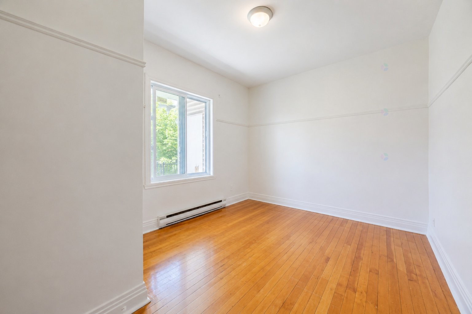 









6528


30e Avenue

,
Montréal (Rosemont/La Petite-Patrie),




QC
H1T3G6

