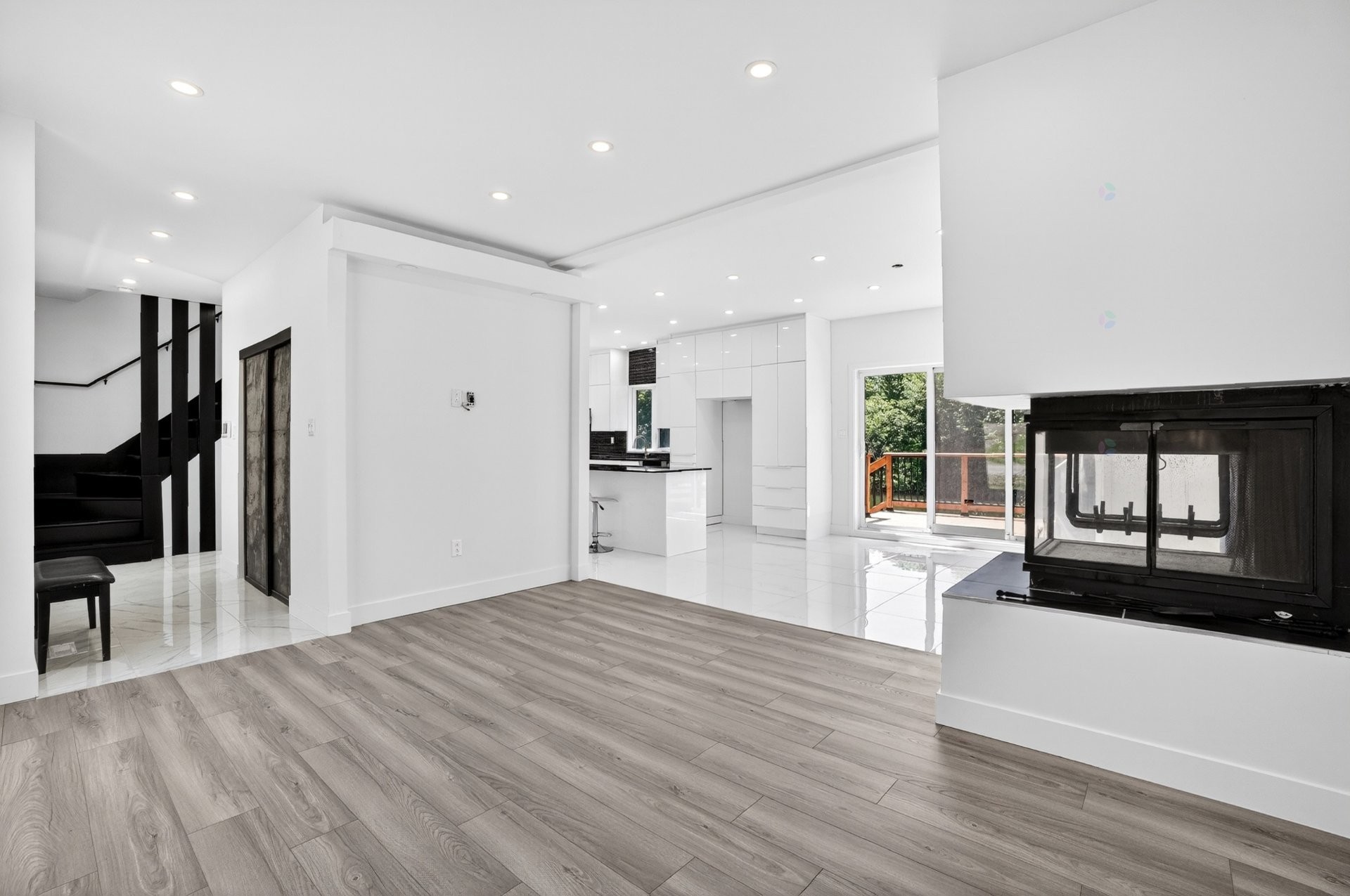 









405


Rue de la Montagne

,
Saint-Calixte,




QC
J0K1Z0


